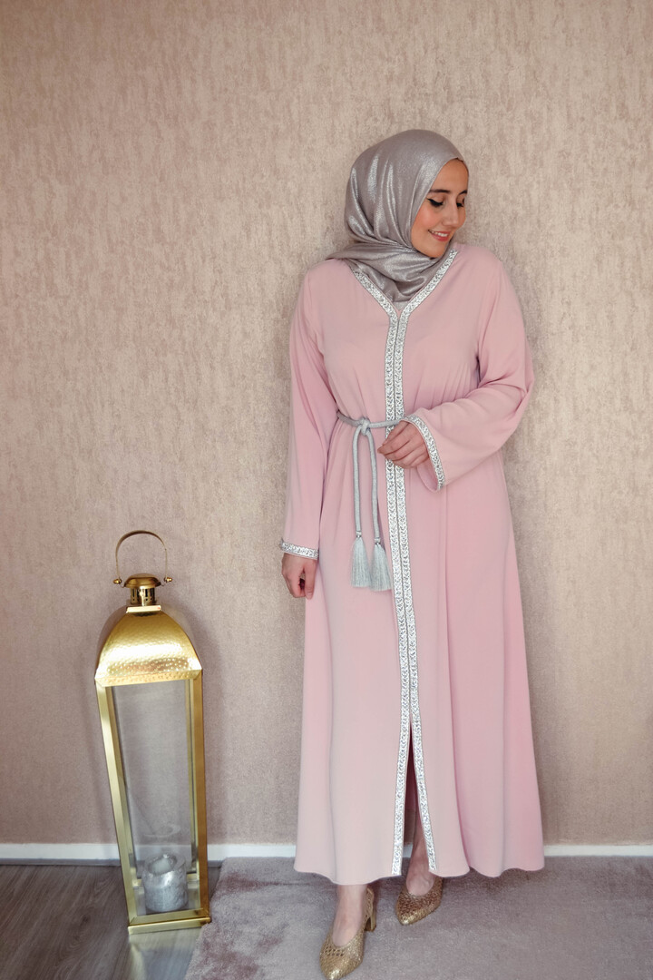 Abaya Sakina