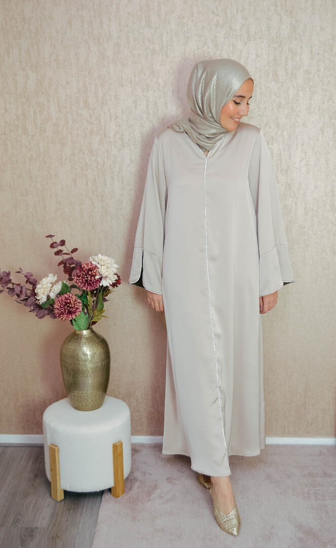 Abaya Sabreen