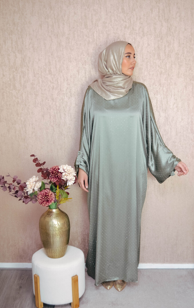 Abaya Zaina