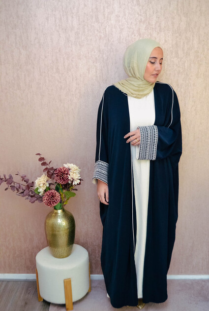 Kimono Ibtisam
