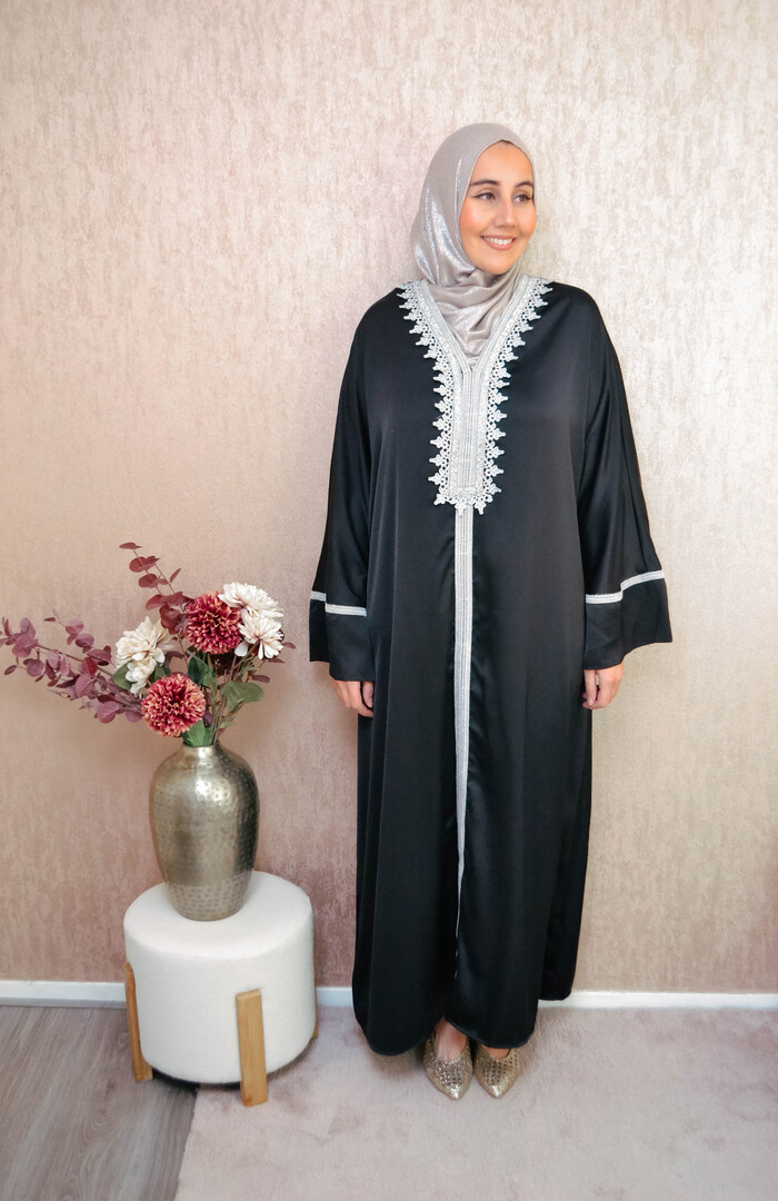 Abaya Zendaya