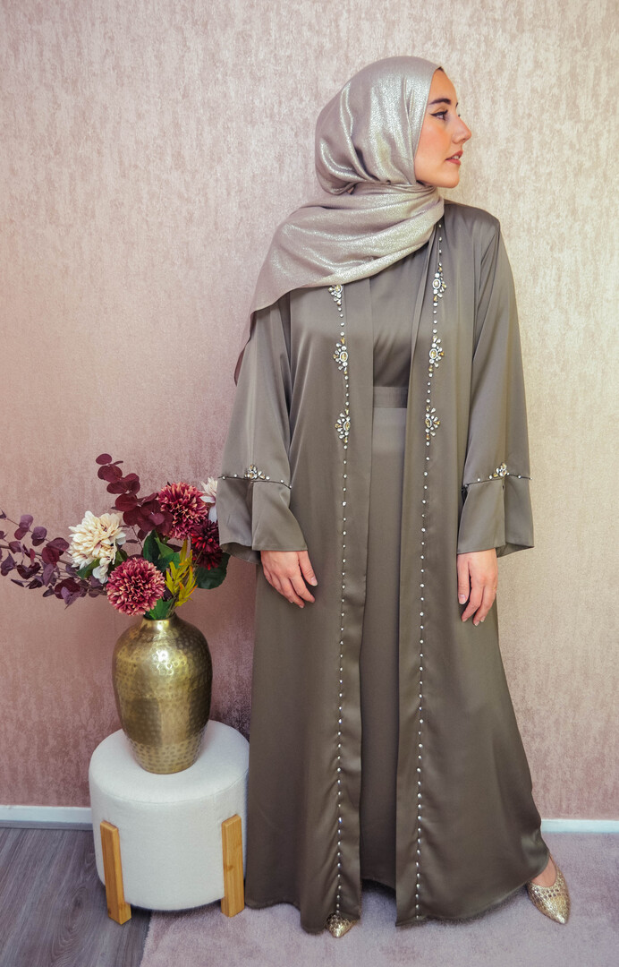 Abaya Asiya