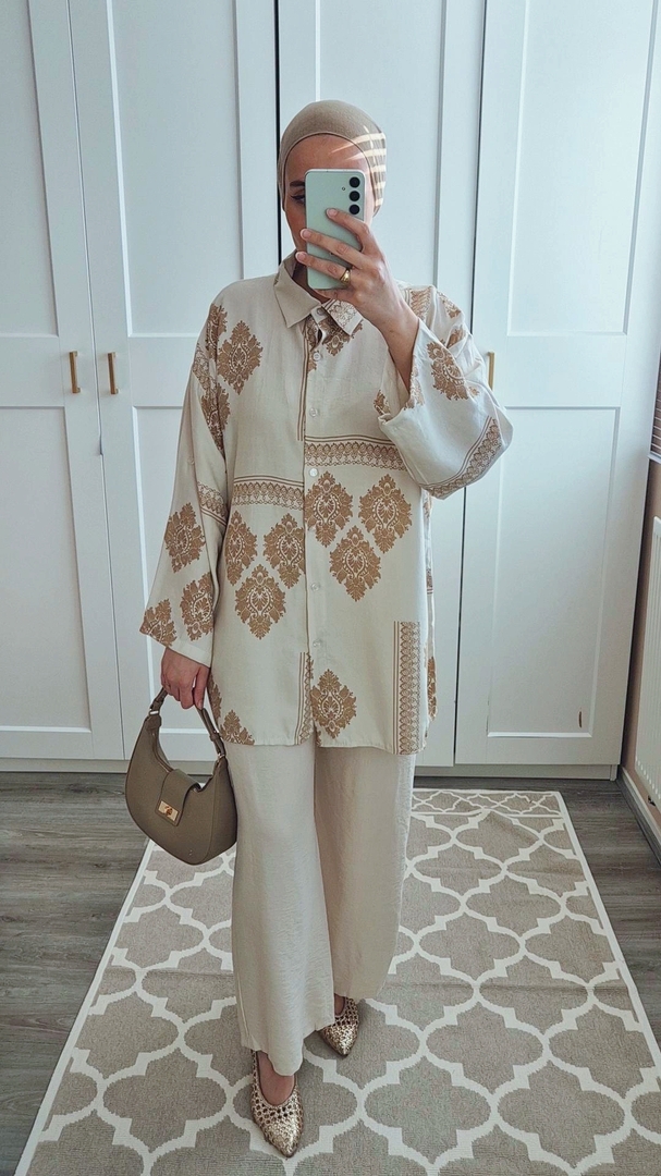 Set Dina 