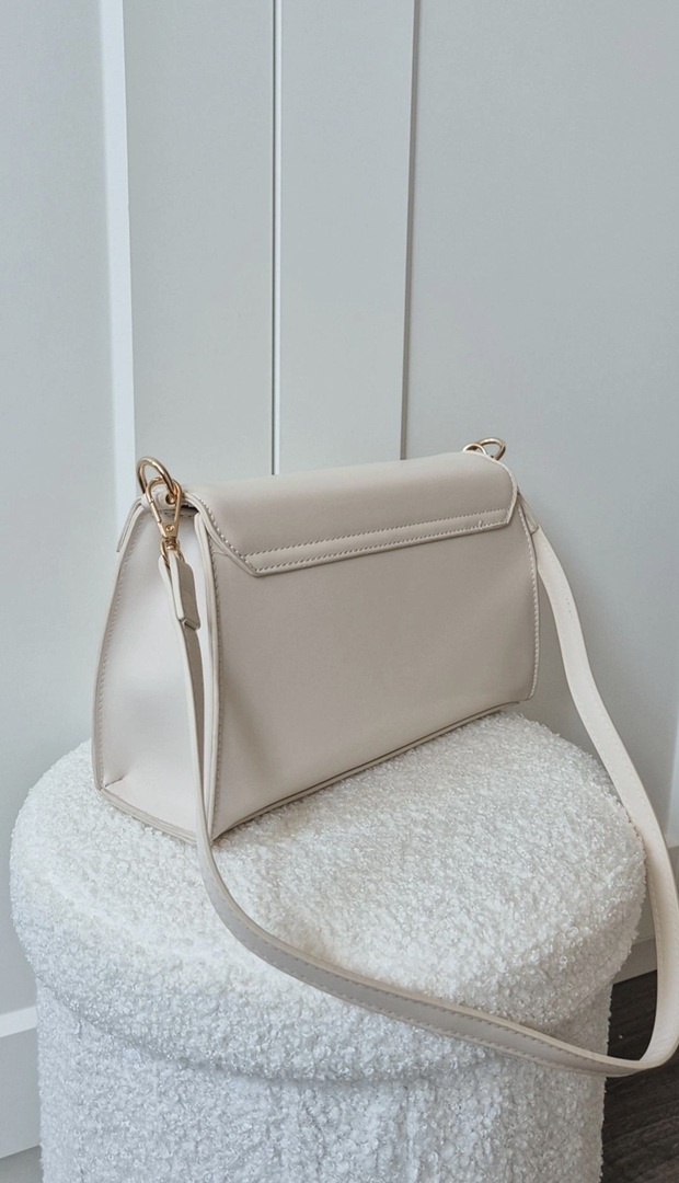 Tas Lucy