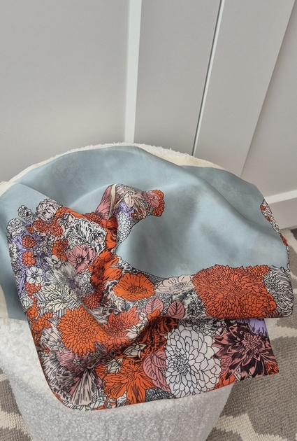 Shawl Silk - LICHTBLAUW 