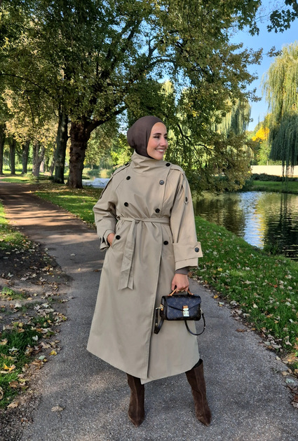 Trenchcoat Mabel